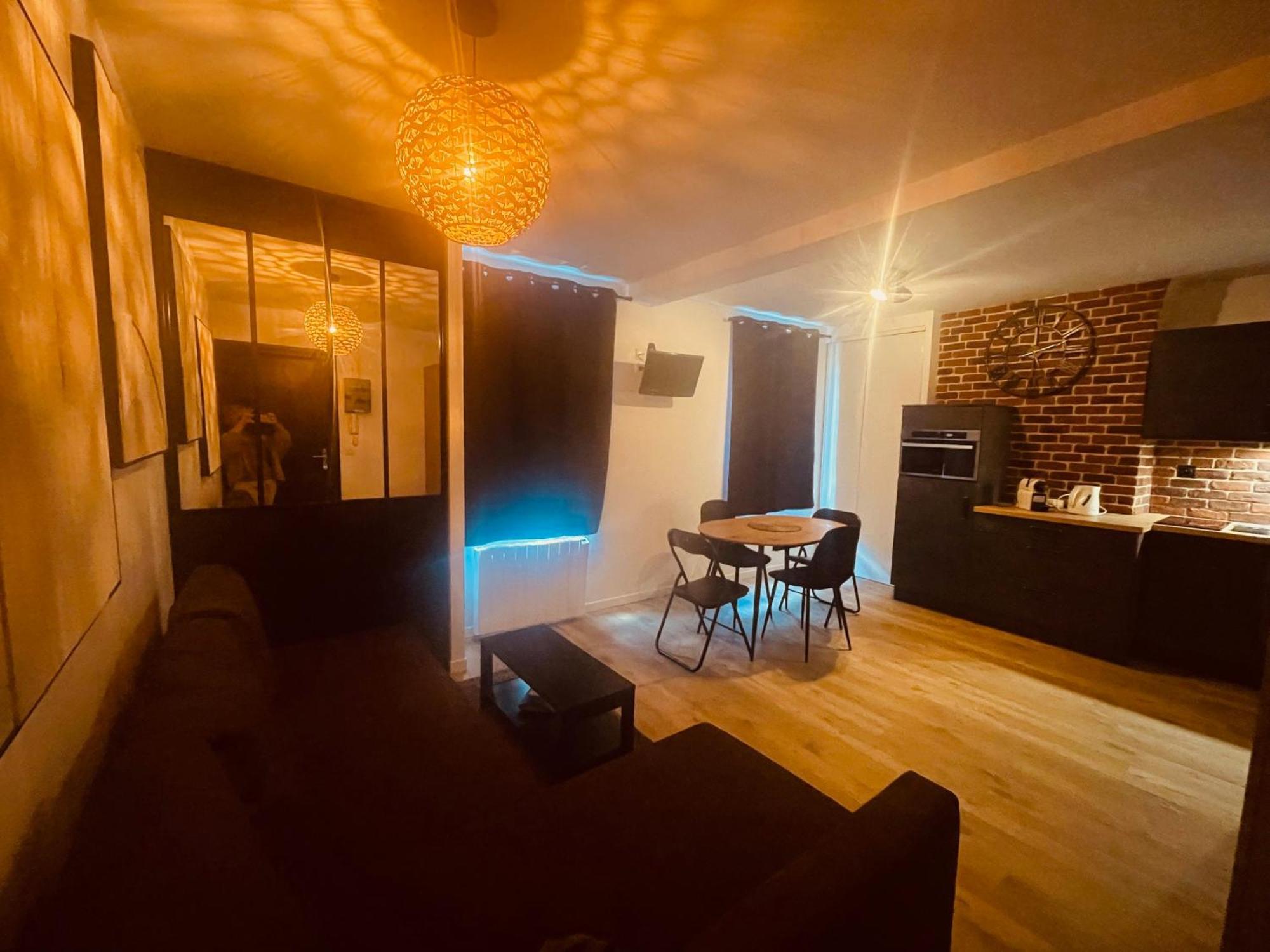 Belle Etape Honfleuraise Apartment Bagian luar foto